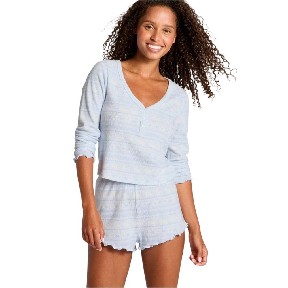 Wild Fable Women's Blue Waffle Knit Henley 2pc Long Sleeve Pajama Set Size L